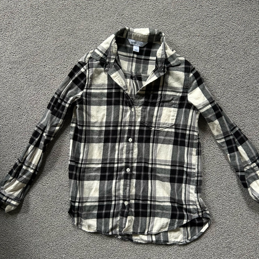 Old Navy women’s flannel Button-Up Shirt